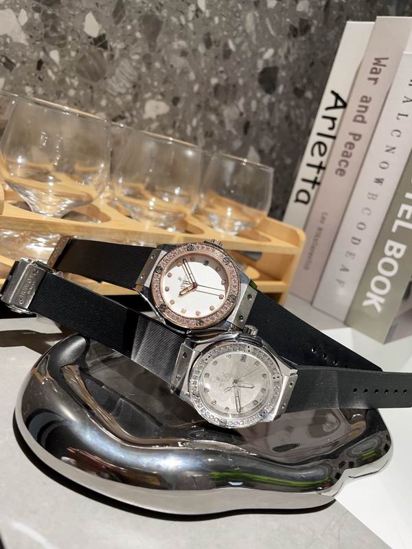 Hublot 36mm 052212